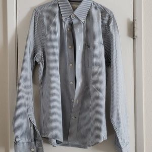 NWOT Abercrombie & Fitch Button Down